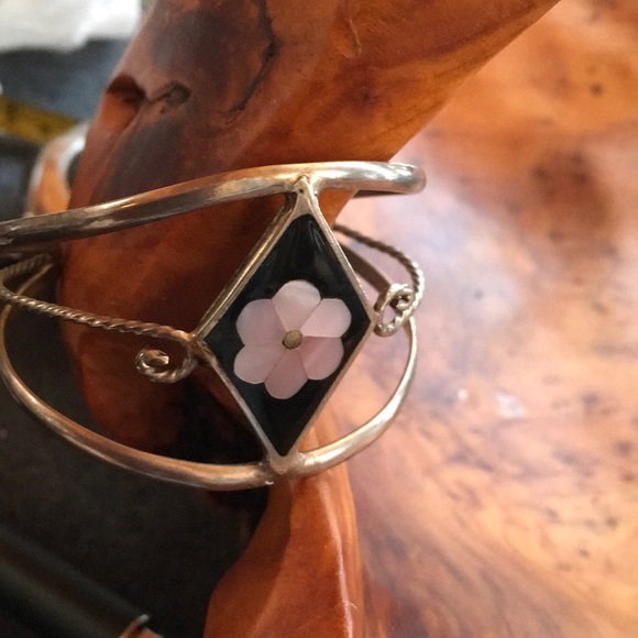 Perfect for a young girl. - Picture 5 of 5